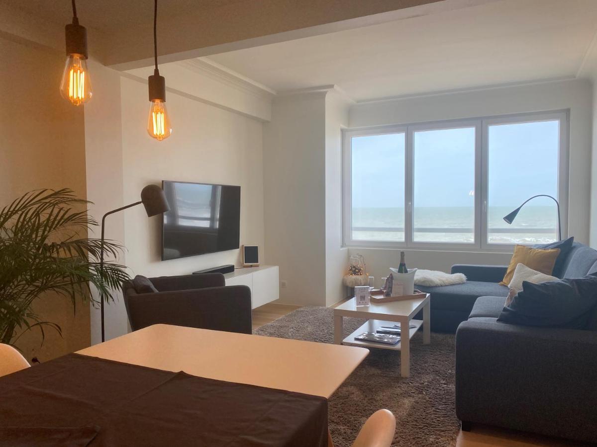 OSKAR luxe appartement op zeedijk met zeezicht Oostende Buitenkant foto